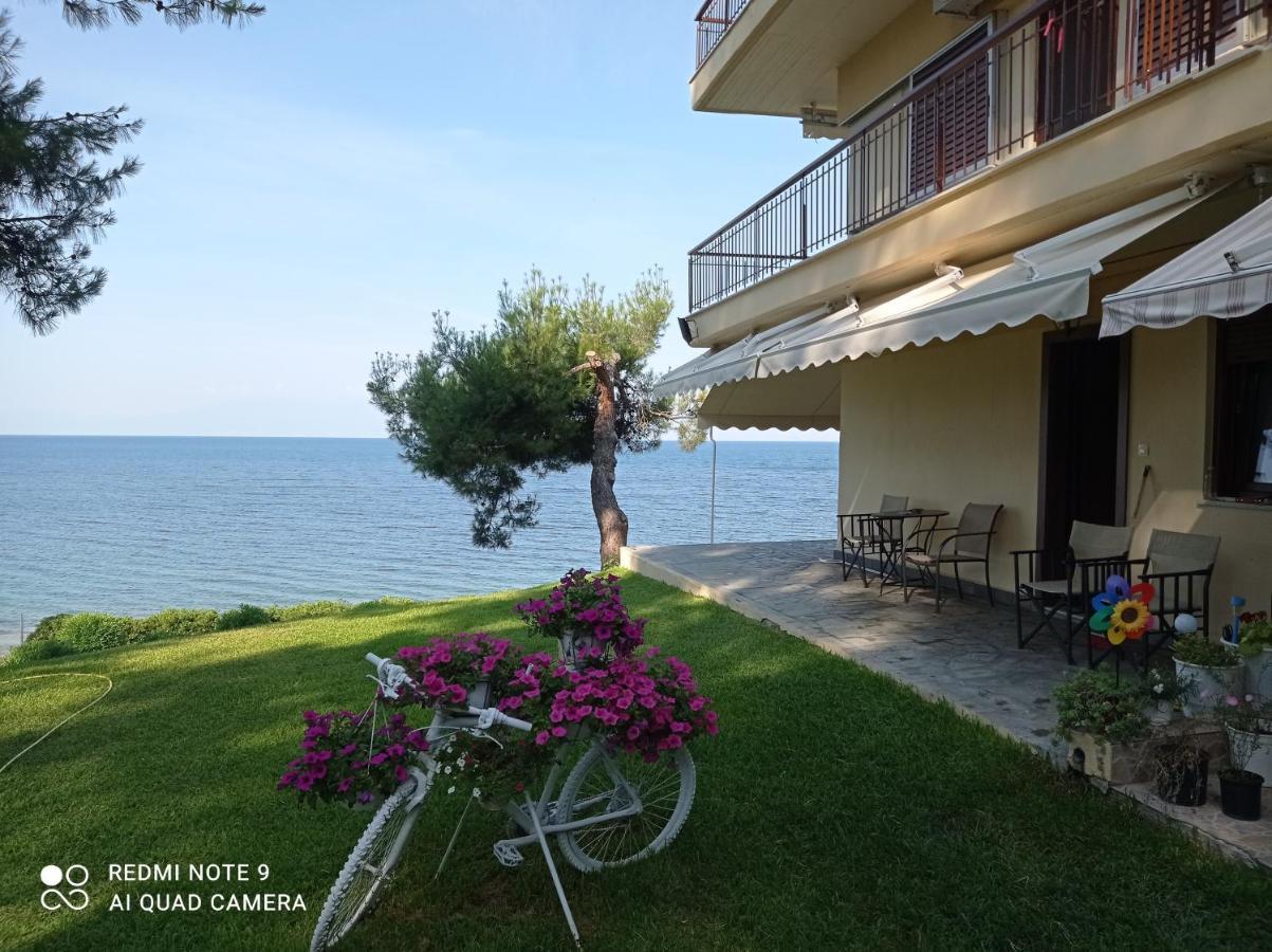 Sunset Apartment Epanomi Exterior photo